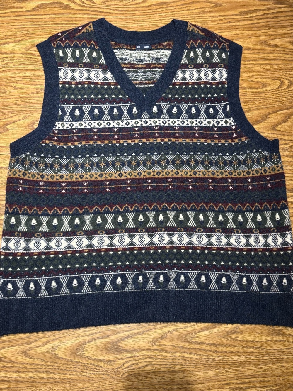 GAP CashSoft Fair Isle Sweater Vest